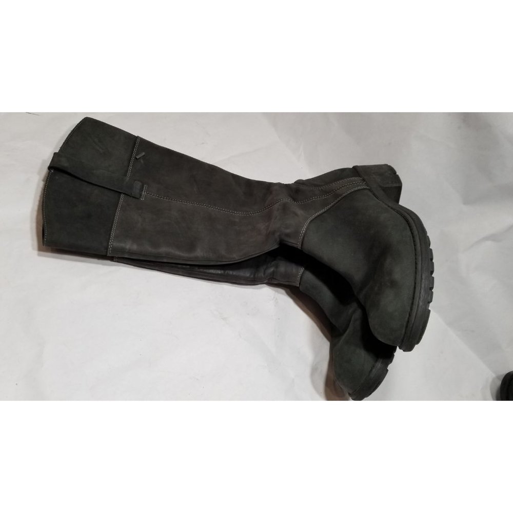 Clark's winter knee high boots 8